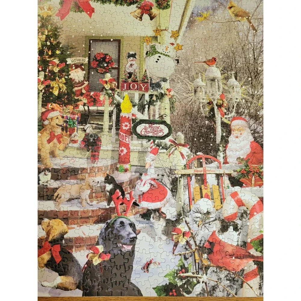 2014 White Mountain Puzzle 1000 pcs CRAZY CHRISTMAS complete #981S Dogs Cats